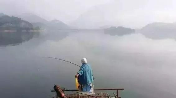 雾天气如何钓鱼，雾天不好钓鱼